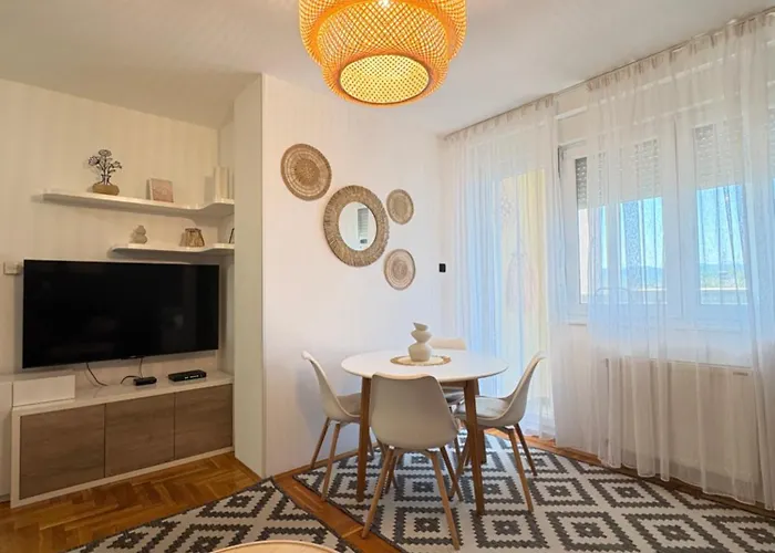 Apartman Trip Style - Telep - 2 Bedroom - 2 Free Parking Újvidék